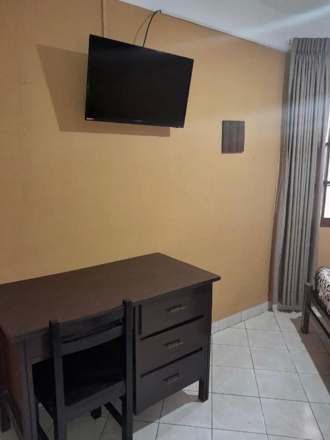 Urbano Hotel Tarija Bagian luar foto